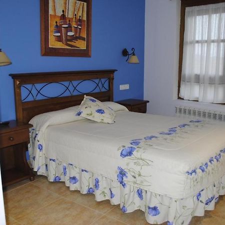 Hotel Rural La Corte De Los Pinares 比努埃萨 外观 照片