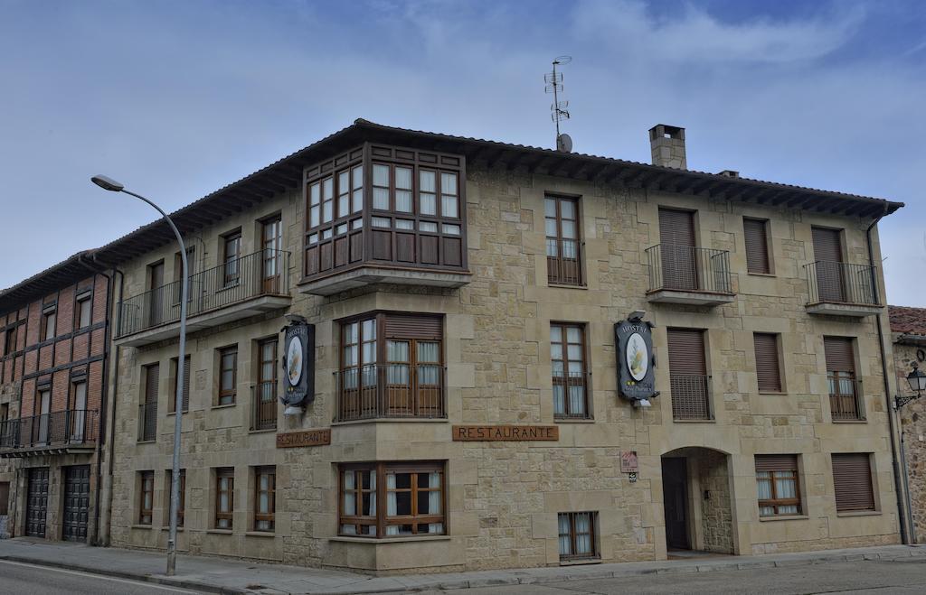 Hotel Rural La Corte De Los Pinares 比努埃萨 外观 照片