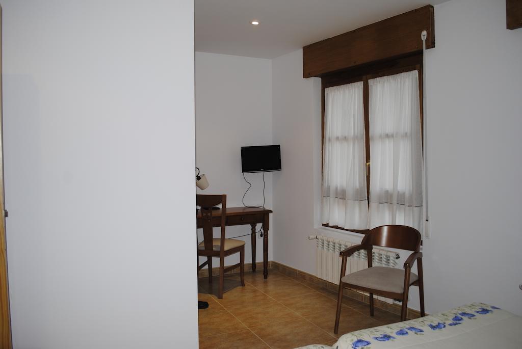 Hotel Rural La Corte De Los Pinares 比努埃萨 客房 照片
