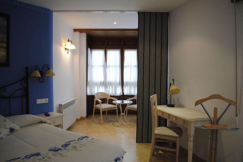 Hotel Rural La Corte De Los Pinares 比努埃萨 客房 照片