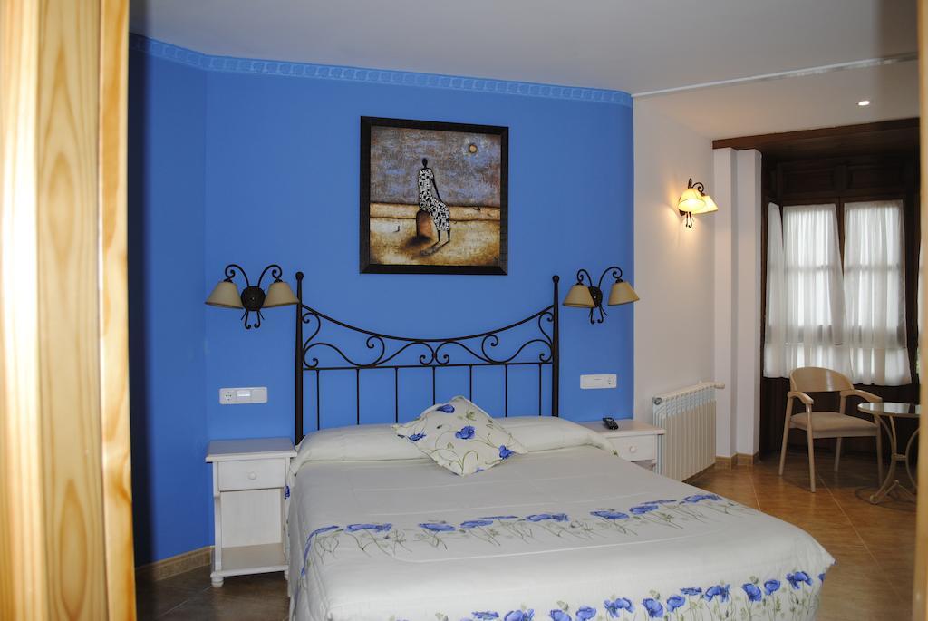 Hotel Rural La Corte De Los Pinares 比努埃萨 客房 照片