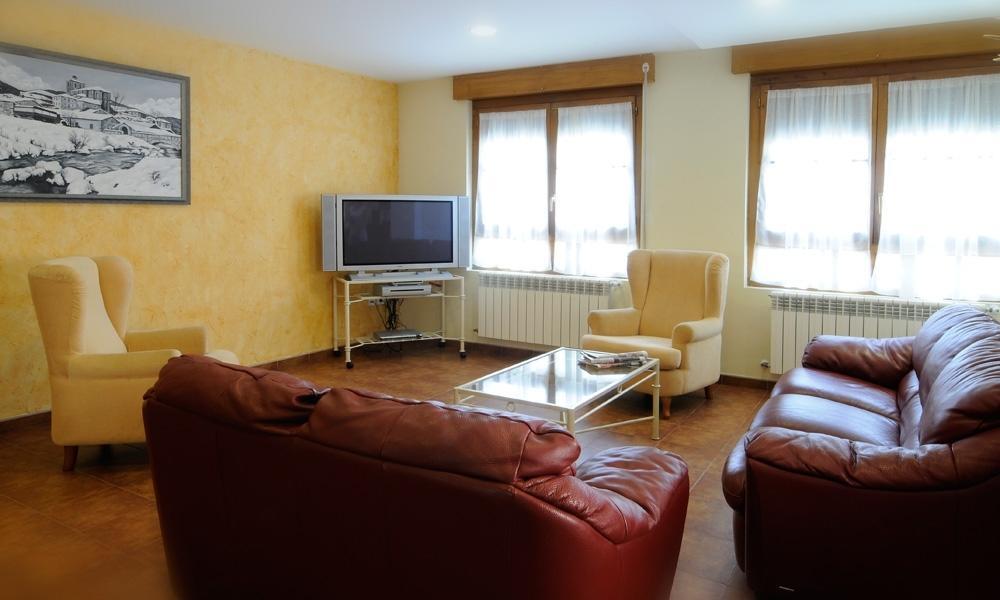 Hotel Rural La Corte De Los Pinares 比努埃萨 外观 照片