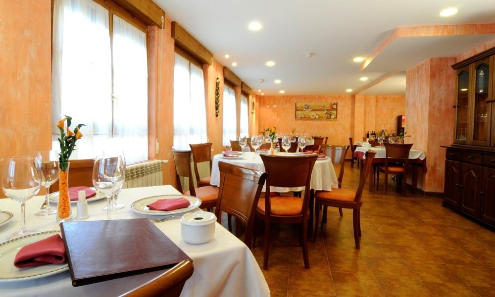 Hotel Rural La Corte De Los Pinares 比努埃萨 外观 照片